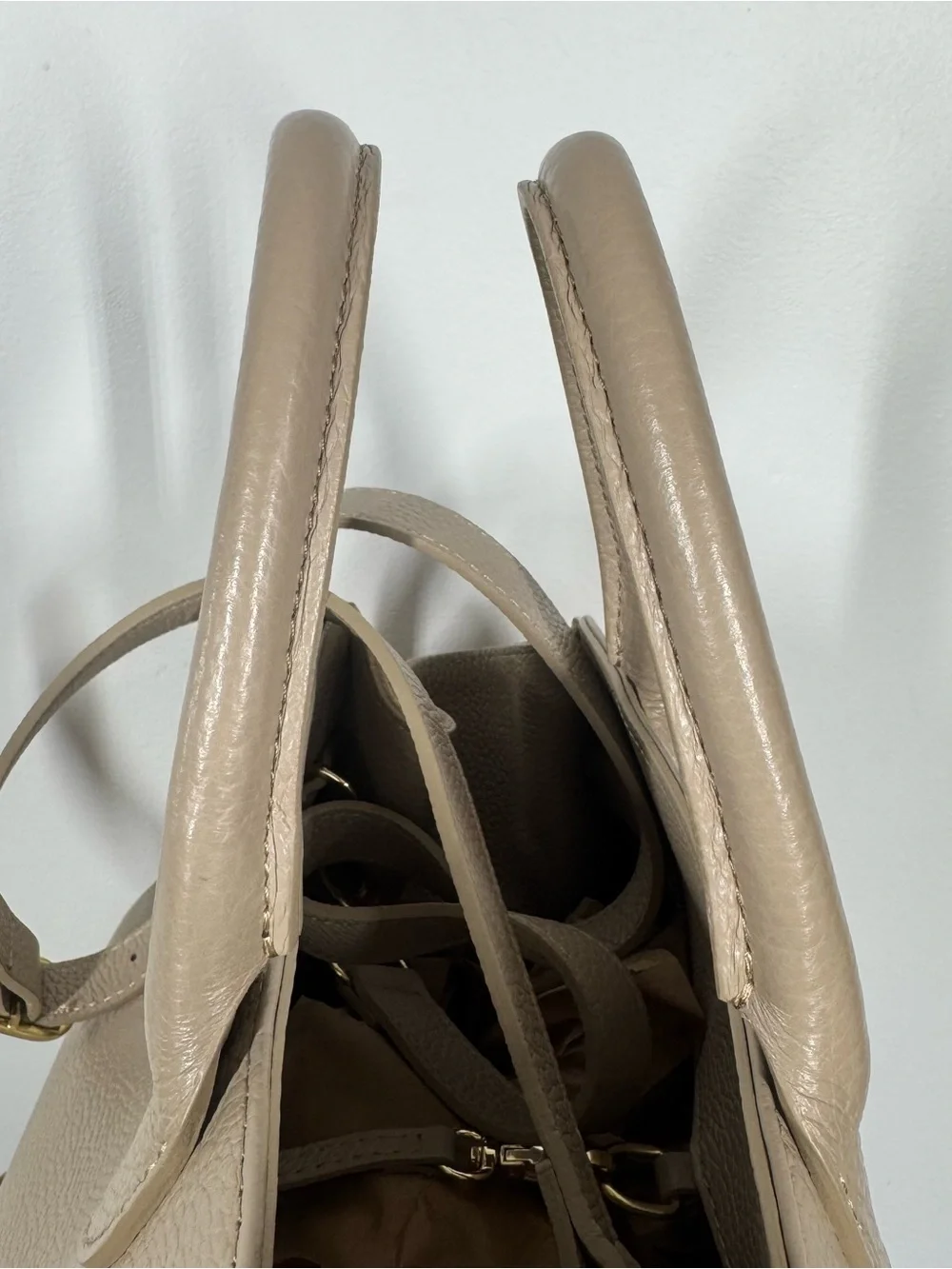 Anna Paola Riva Beige Pebbled Leather Top Handle Satchel Crossbody Shoulder Bag